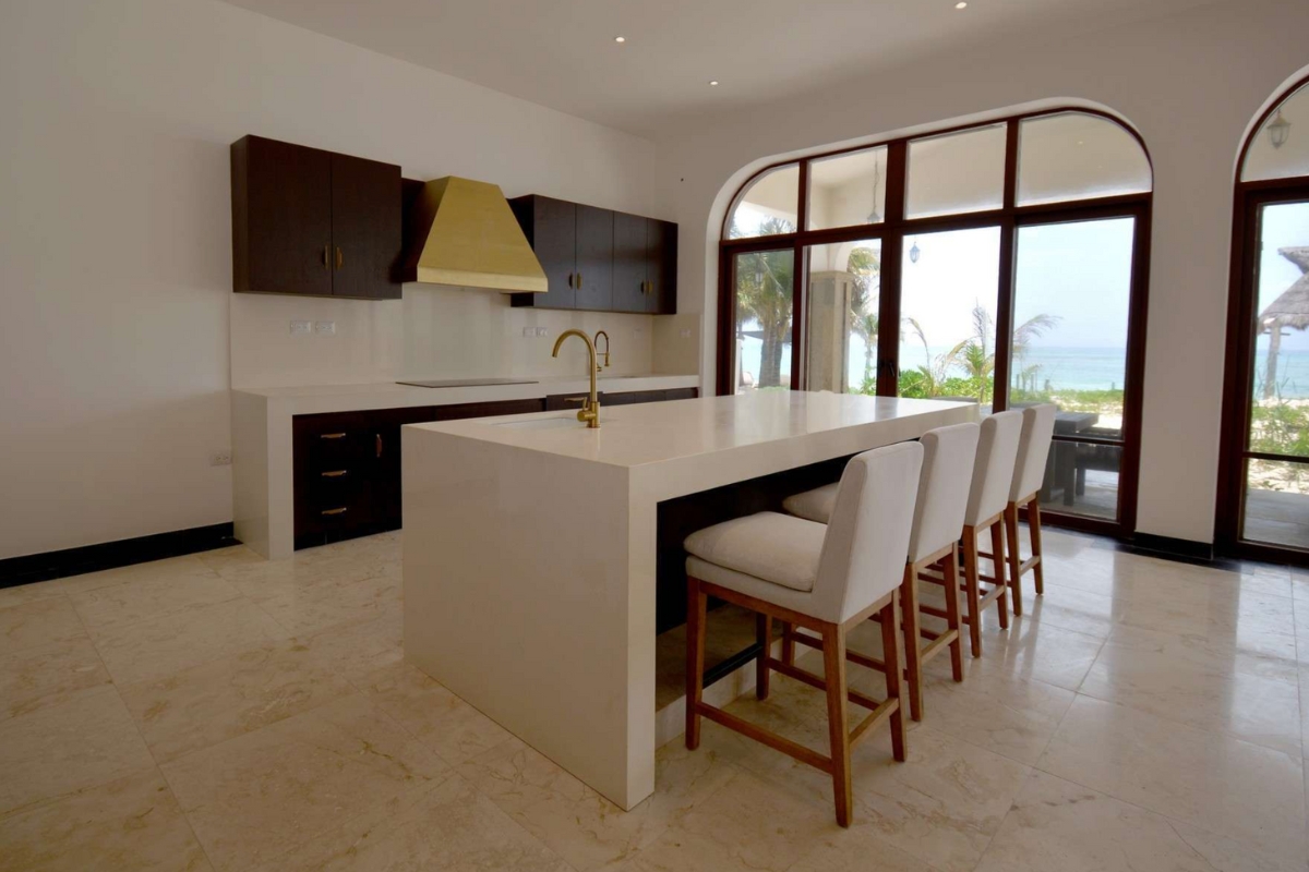 Cantera 5 Bedroom Beachfront Villa photo 7