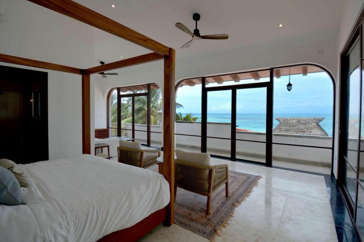 Cantera 5 Bedroom Beachfront Villa photo 3