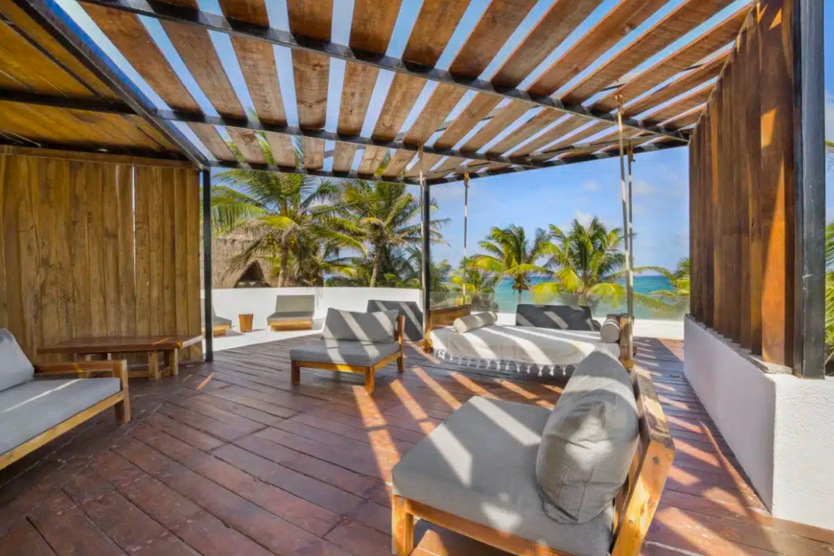 Carolina 7 Bed Beachfront Villa photo 14