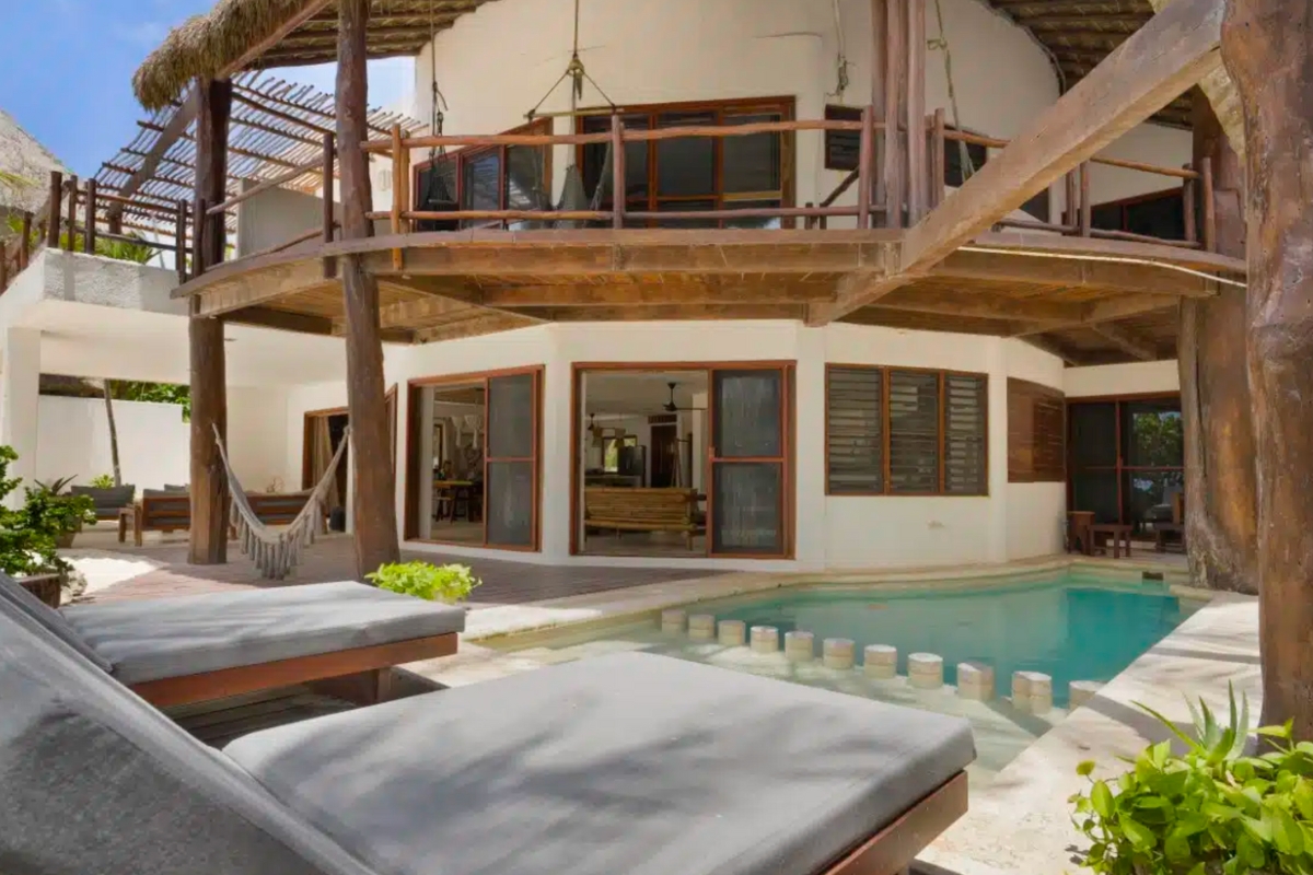 Carolina 7 Bed Beachfront Villa photo 11