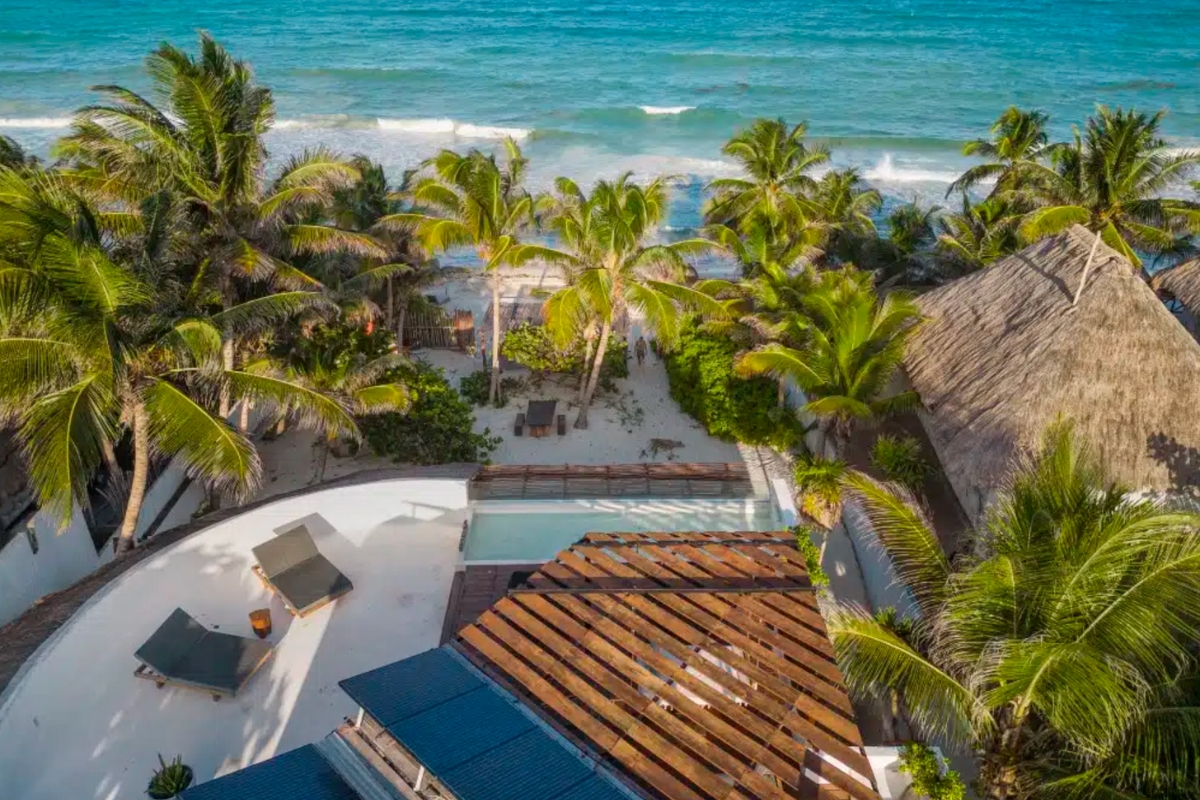 Carolina 7 Bed Beachfront Villa