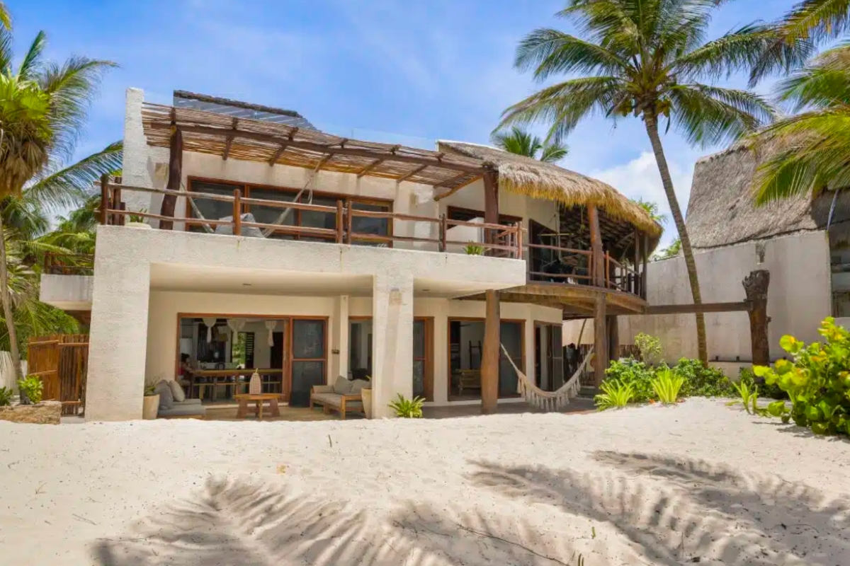Carolina 7 Bed Beachfront Villa photo 13