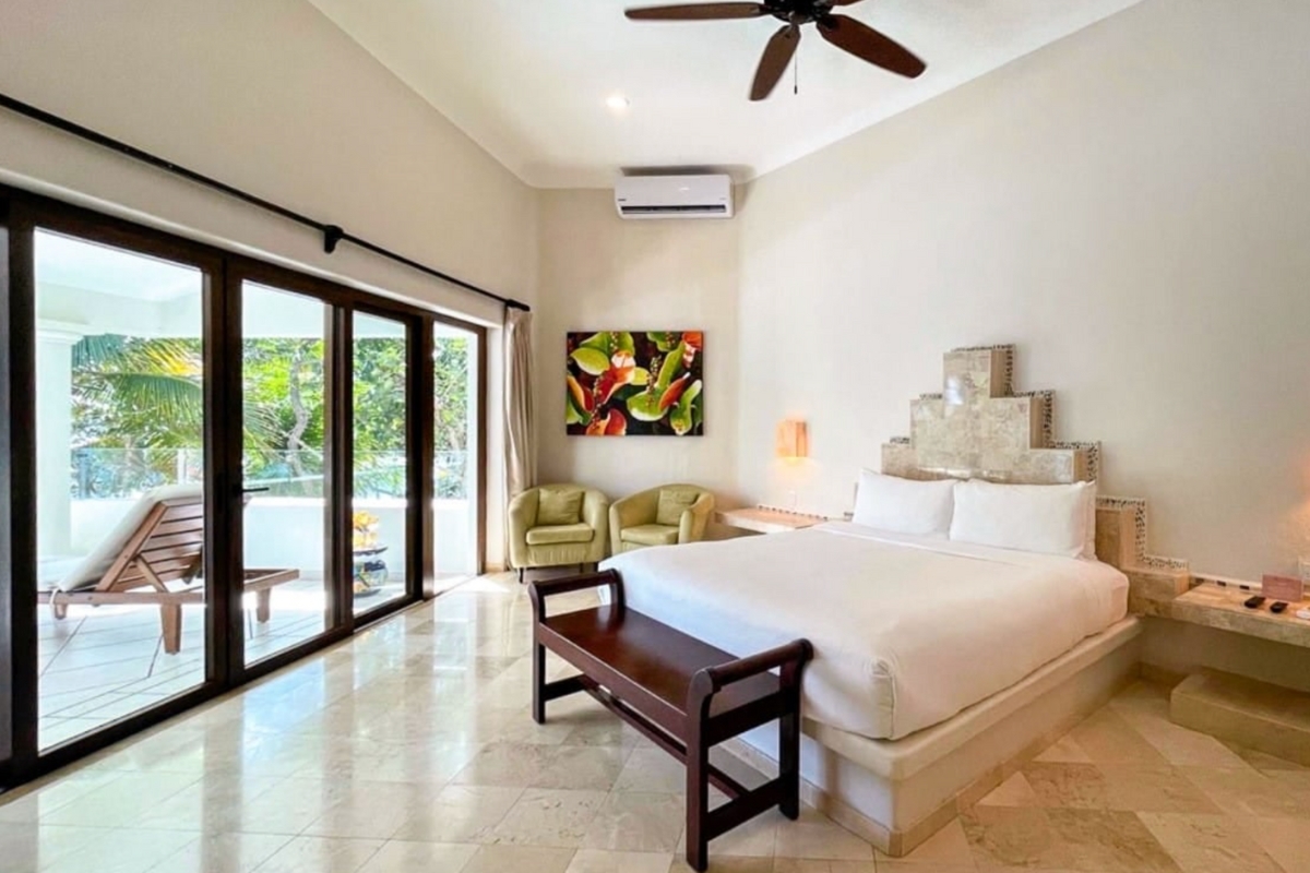 Soliman Bay 9 Bedroom Beachfront House photo 2