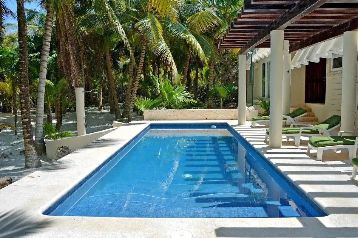 Seaside Paradise 4 Bedroom Villa photo 3