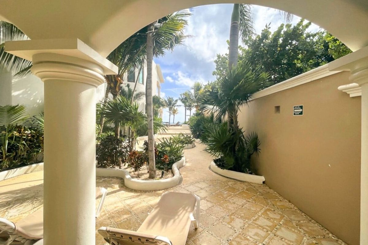 Soliman Bay 10 Bedroom Beachfront House photo 16