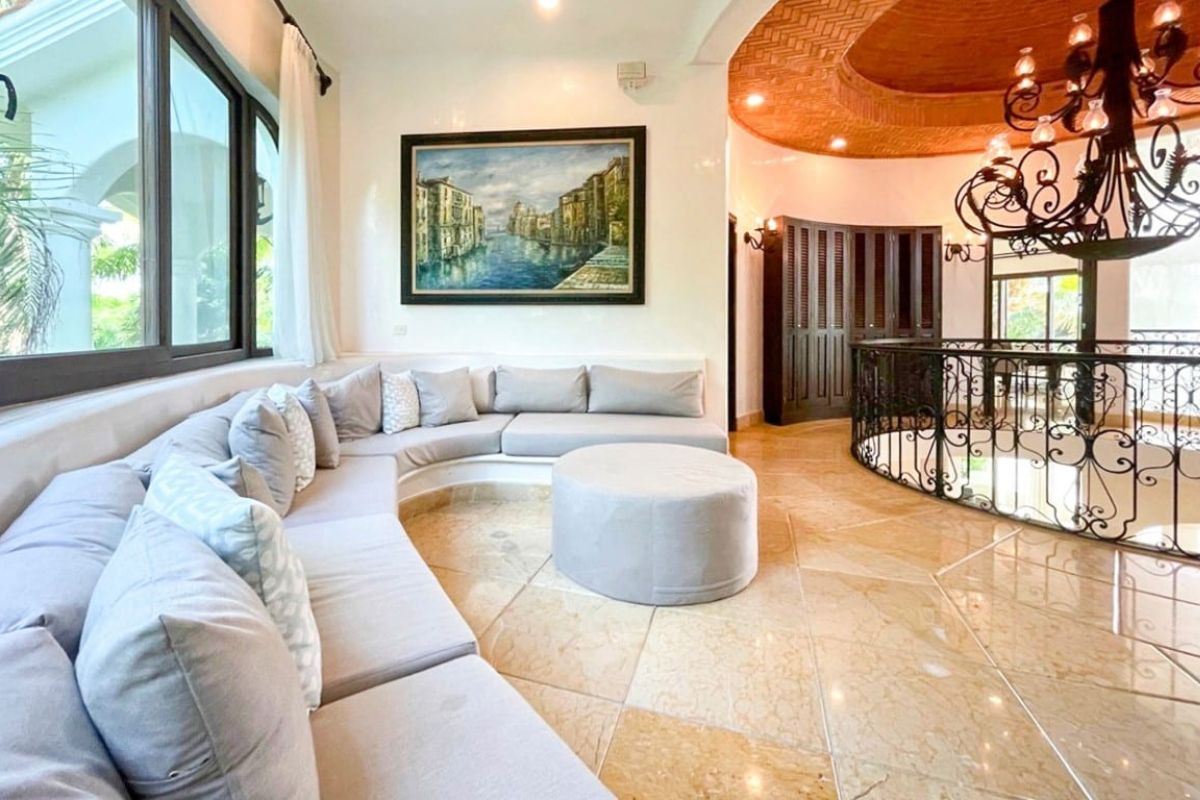 Soliman Bay 10 Bedroom Beachfront House photo 5