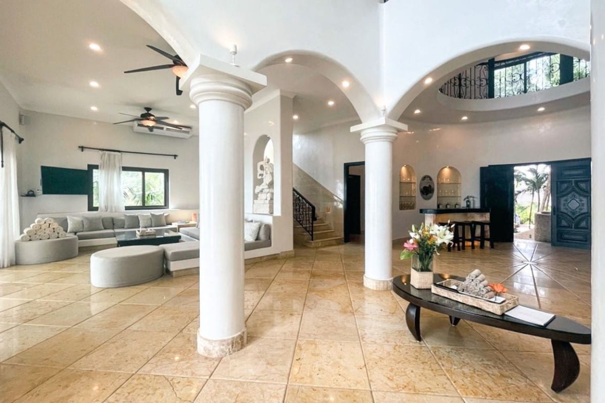 Soliman Bay 10 Bedroom Beachfront House photo 7