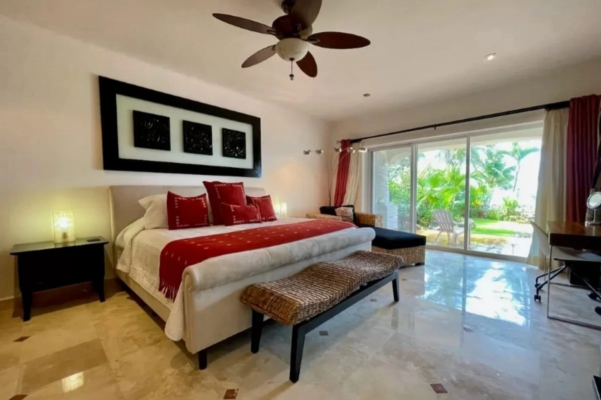 Quinta Luna 3 Bedroom Beachfront Condo photo 7